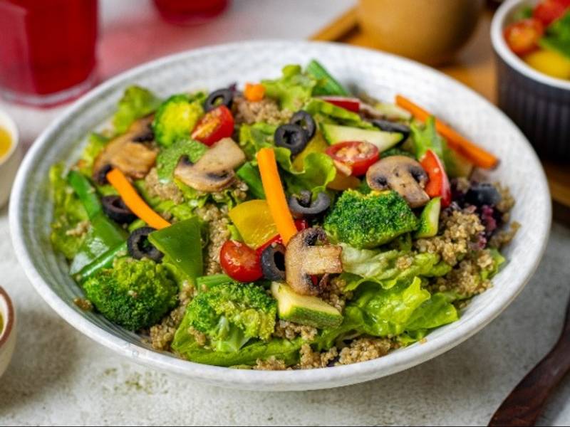 Assorted Veggies And Quinoa Salad